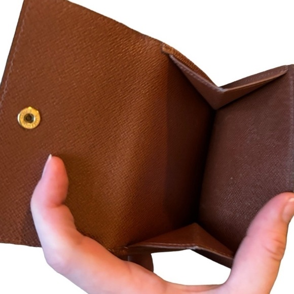 Louis Vuitton vintage bifold wallet snaps brown logo/gold hardware - Picture 7 of 13